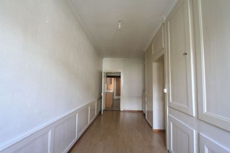 Appartement de 4 pièces situé proche des commerces et des écoles - Photo 5