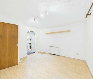 Barkus Way, Stokenchurch, Buckinghamshire, HP14 - Photo 1