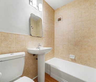 For Lease - 1455 Morisset Avenue Unit# 24, Carlington - Central Par... - Photo 6