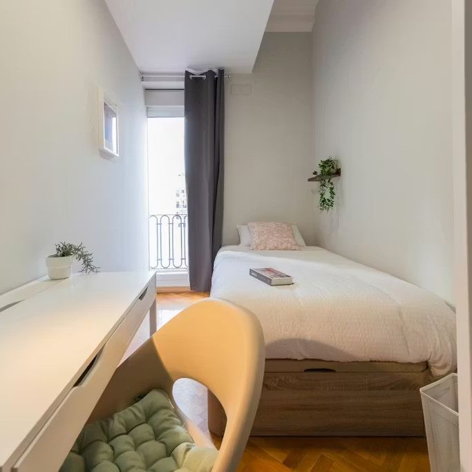 Carrer Comte dAltea, Valencia, Valencian Community 46005 - Photo 1