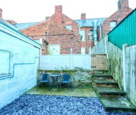 2 BEDROOM House - Mid Terrace - Photo 6