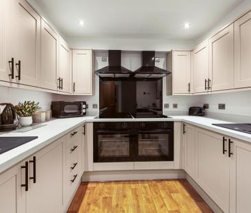 House to rent - Photo 3