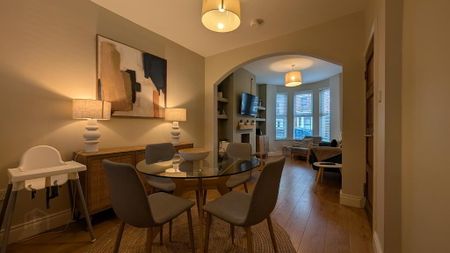 18 Windsor Road, Belfast, BT9 7FQ - Photo 3