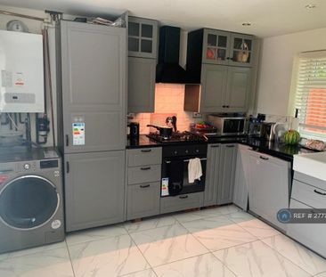 3 bedroom end of terrace house to rent - Photo 6