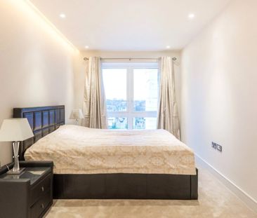 2 Bed Flat, Parrs Way, W6 - Photo 4