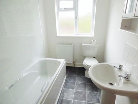 Birmingham Road, Stratford-upon-Avon - Photo 2