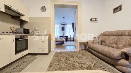 Apartament zona Liceului Saguna - Fotografie 3