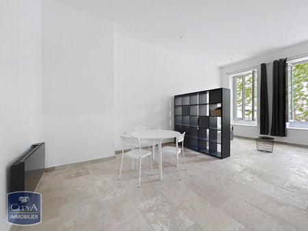 Location Appartement 1 pièce 42m² BAGNOLS SUR CEZE 30200 - Photo 3