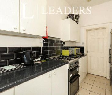 1 bedroom terraced to rent Fletcher Road, Stoke-on-Trent, Staffords... - Photo 5