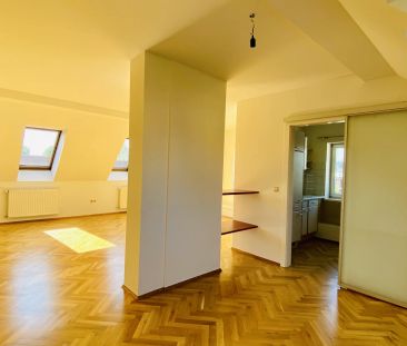 ++ZENTRAL++ Großzügige 3-Zimmer-Wohnung mit Maisonette Charakter, i... - Foto 4