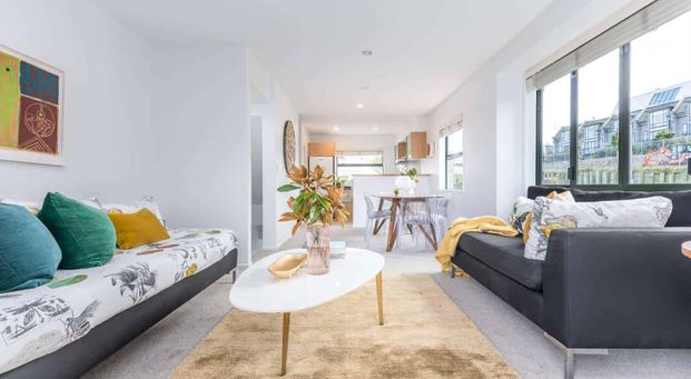 3 bed 2 bathroom - Photo 1