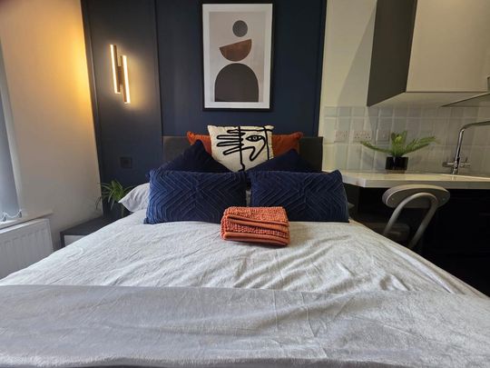 Studio to rent - Photo 1