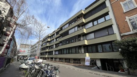 Originelle Maisonette-Dachwohnung an ruhiger Seitenstrasse - Photo 2