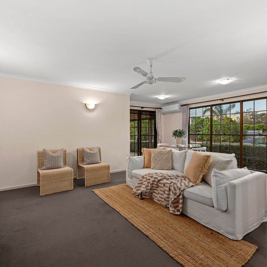 2 Coolcorra Ct, Carindale QLD 4152 - House For Rent | Domain - Photo 1