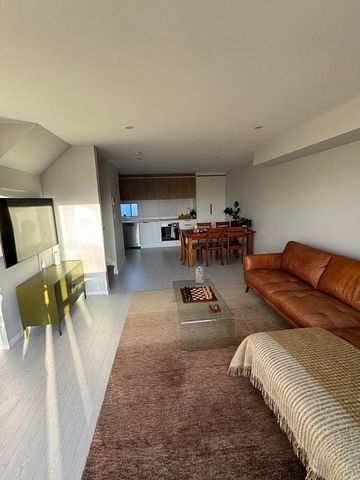 Warm & Bright New Townhouse - Photo 3