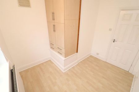 3 BED Semi-detached house To rent - Photo 2