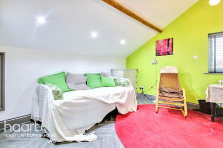Studio to rent - Photo 5