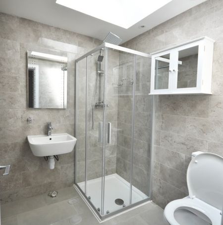 One Bedroom Flat to rent in London - Photo 4