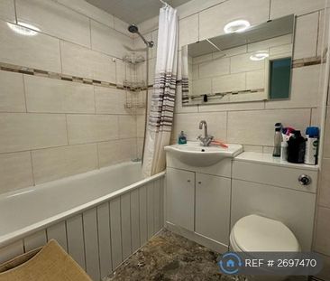 2 bedroom maisonette to rent - Photo 4