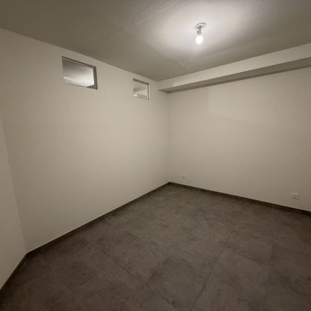 Location Appartement 2 pièces 60m² PONT D AIN 01160 - Photo 4