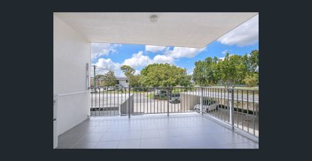 Modern Comfort in a Quiet, Connected Zillmere Pocket - Photo 3