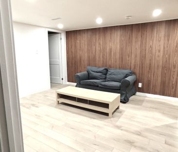 For Lease - 17 Boundy Crescent, Toronto, Ontario - Photo 3