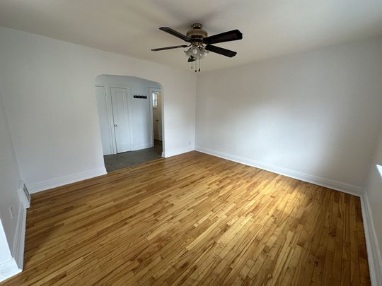 For Lease - 273 SHAKESPEARE Street Unit# 2, Vanier and Kingsview Park, Ontario - Photo 1