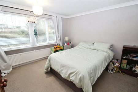 3 bedroom detached house to rent - Photo 3