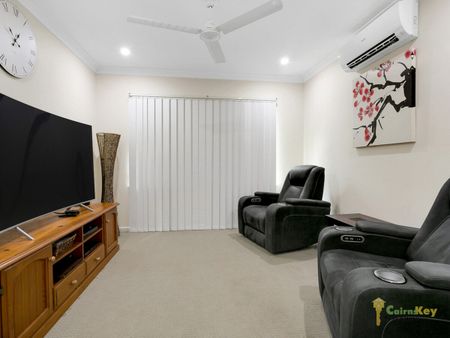 Perfect Location - GAS, WATER AND ELECTRICITY INCLUDED IN RENTAL PRICE!! - Photo 4
