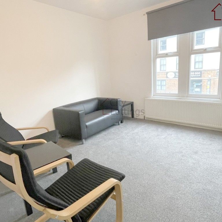 2 Bedroom Flat - Photo 1