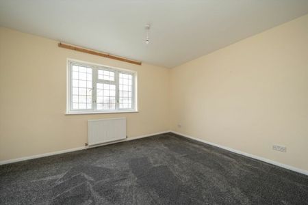 Arnold Crescent, TW7, London - Photo 5