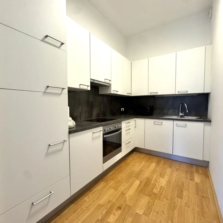 geräumige und gut aufgeteilte 1-Zimmer Wohnung mit großer Terrasse ab 01.01.2026 - Foto 1