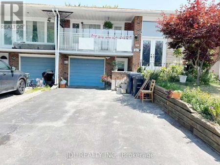115 MINTWOOD DRIVE W - Photo 2