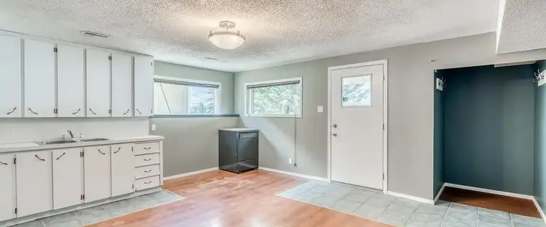 COZY, CLOSE TO DT, 1 BED + 1 BATH + ATTACH GARAGE, DT, TRENDY RICHMOND/KNOBHILL | B - 2116 23 Ave SW, Calgary - Photo 1