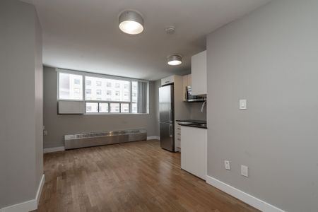 730 St Clarens Avenue - Photo 3