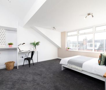 21 Brudenell Mount, Leeds, LS6 1HT - Photo 2