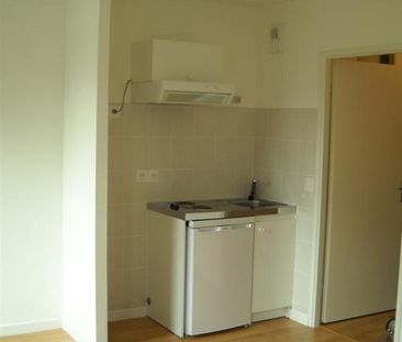 Location Appartement 1 pièce 25m² ST HERBLAIN 44800 - Photo 3