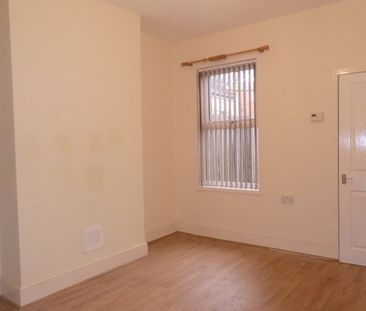 Cromwell Street, Coventry - - Photo 4