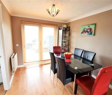 3 bedroom semi-detached house to rent - Photo 5