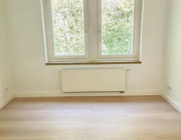 2 Raum-frisch renoviert und zum Einzug bereit - Photo 1