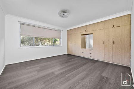 Coastal Living Meets Comfort In Prime Corrimal Location - Photo 2