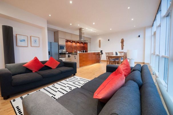 3 Bed Penthouse, Fleming House, G3 - Photo 1