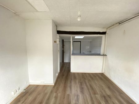 Location Appartement 1 pièce 17m² - Photo 3