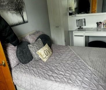 3 bedroom terraced house to rent - Photo 6