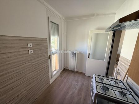 Kiadó jó állapotú panel lakás - Pécs - Fotó 2