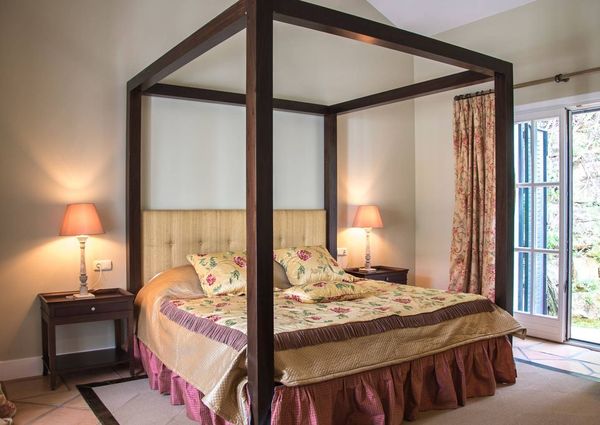 Luxury Villa for rent in Benahavís, Spain