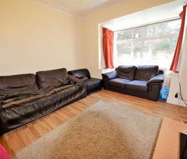 3 bedroom house to rent - Photo 2