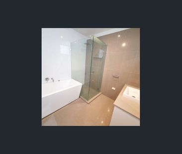 EXECUTIVE T/HOUSE WITH ROOFTOP DECK - Photo 3