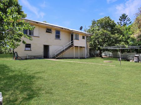 Peaceful Highset Home in Sought-After Mount Crosby - Photo 5