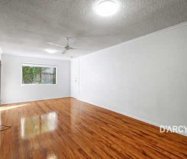 2/32 BEATRICE ST - Photo 2